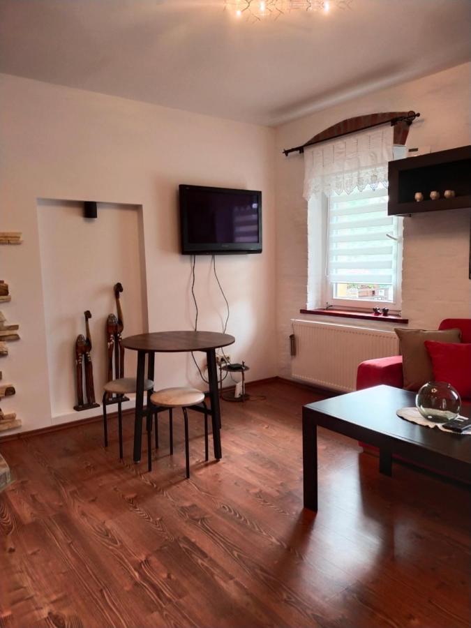 Apartament Apartament Sielsko-Wiejsko Szczytna Zewnętrze zdjęcie