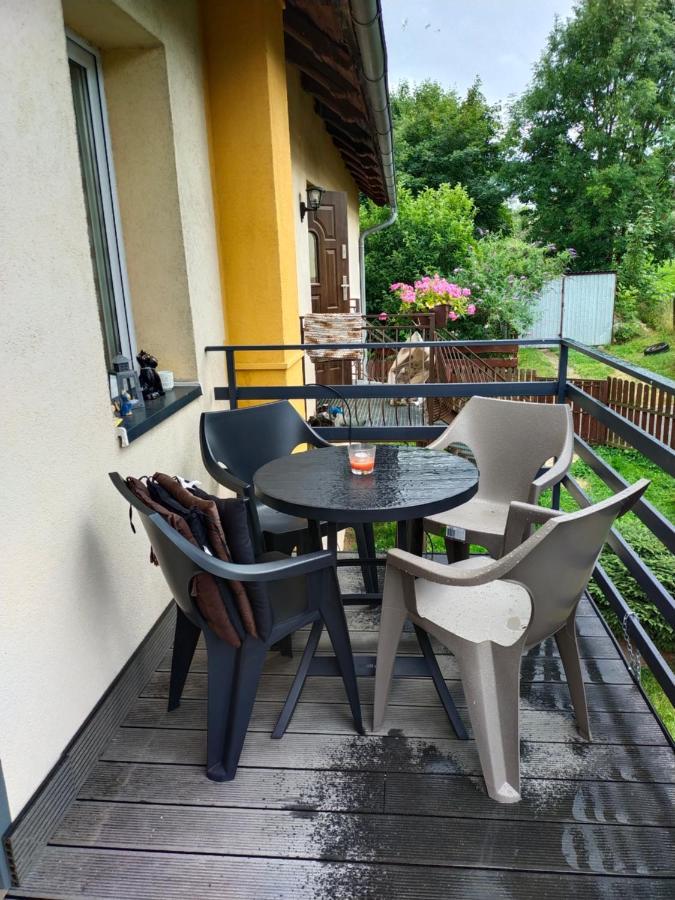 Apartament Apartament Sielsko-Wiejsko Szczytna Zewnętrze zdjęcie